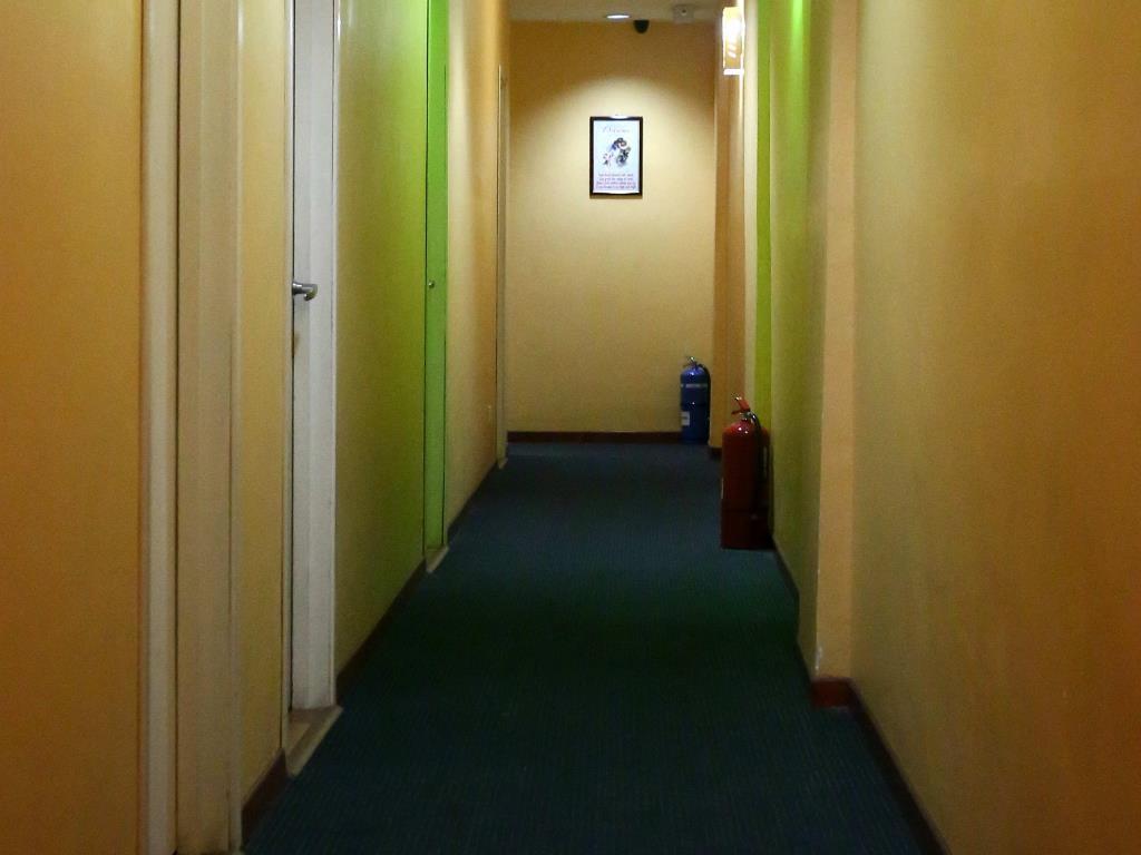 Oyo 103 V'La Garden Hotel Kuala Lumpur Exterior photo